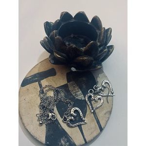 PRETTY SILVER HEART NECKLACE AND EARRING SET